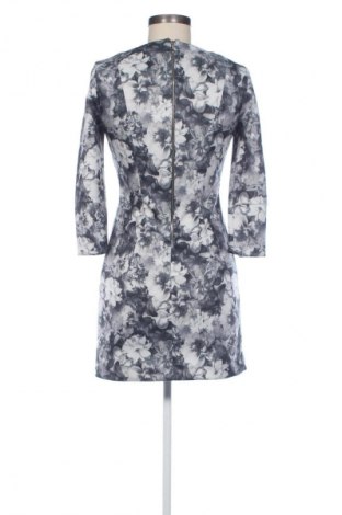 Kleid Zara, Größe S, Farbe Mehrfarbig, Preis 14,00 €