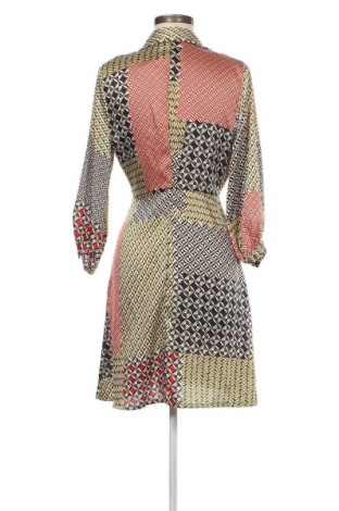 Šaty  Zara, Velikost XS, Barva Vícebarevné, Cena  421,00 Kč