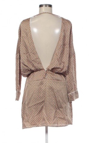 Kleid Zara Trafaluc, Größe M, Farbe Mehrfarbig, Preis € 33,99