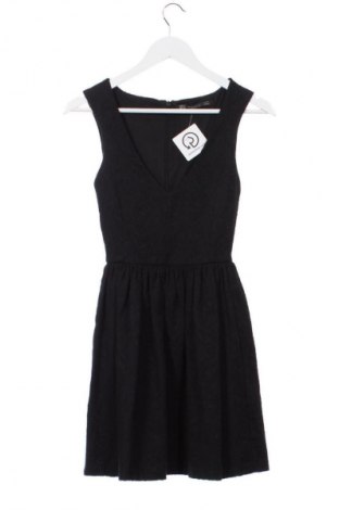 Kleid Zara Trafaluc, Größe XS, Farbe Mehrfarbig, Preis € 24,55