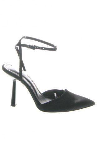 Sandalen Bershka, Größe 37, Farbe Schwarz, Preis 20,00 €