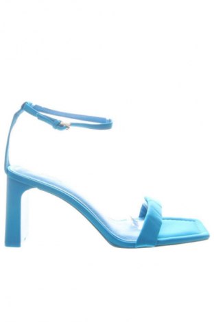 Sandalen Stradivarius, Größe 41, Farbe Blau, Preis € 32,00