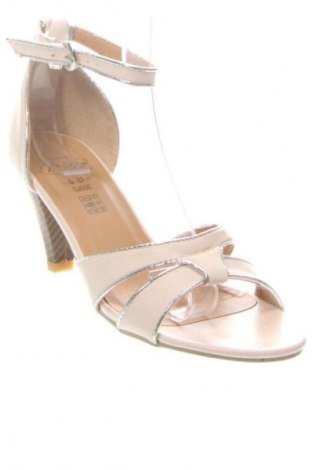 Sandalen Unbranded, Größe 37, Farbe Ecru, Preis € 25,99