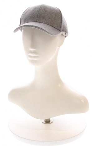 Mütze Ann-Kathrin Gotze x P&C, Farbe Grau, Preis € 37,99
