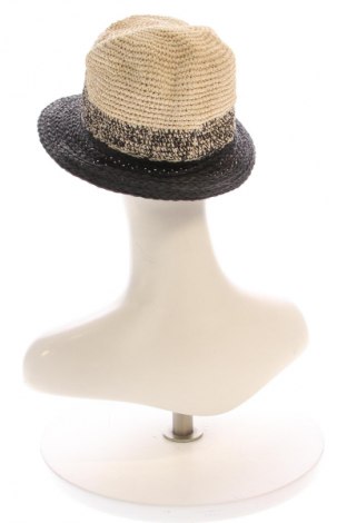 Mütze Esprit, Farbe Mehrfarbig, Preis € 13,99