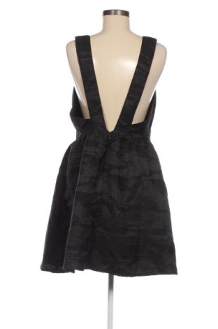 Dámské šaty s tráky H&M, Velikost L, Barva Černá, Cena  329,00 Kč