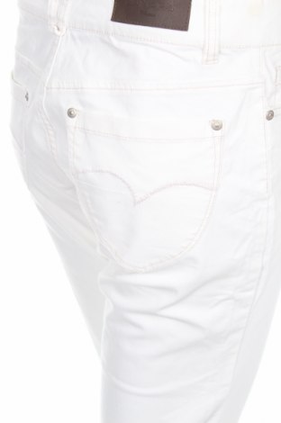 Дамски панталон, Размер M, Цвят Бял, Цена 6,50 лв.
