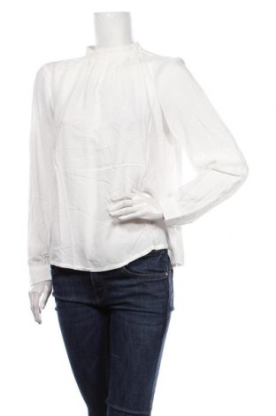 Damen Shirt Q/S by S.Oliver, Größe M, Farbe Weiß, Viskose, Preis 30,54 €