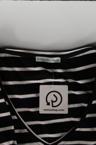 Γυναικείο t-shirt Anna Field, Μέγεθος M, Χρώμα Μαύρο, 95% βαμβάκι, 5% ελαστάνη, Τιμή 6,43 €
