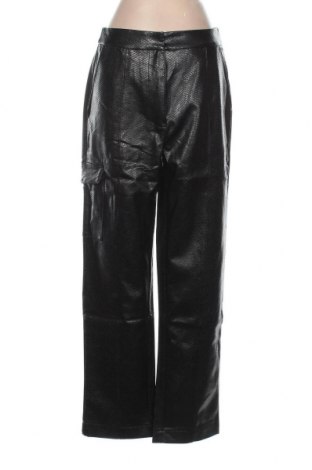 Γυναικείο παντελόνι δερμάτινο NA-KD, Μέγεθος S, Χρώμα Μαύρο, Δερματίνη, Τιμή 31,55 €