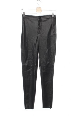 Γυναικείο παντελόνι δερμάτινο Zara, Μέγεθος XS, Χρώμα Μαύρο, Δερματίνη, Τιμή 27,28 €