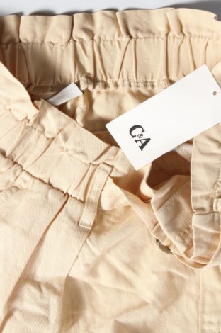 Дамски панталон C&A, Размер M, Цвят Екрю, Цена 27,65 лв.