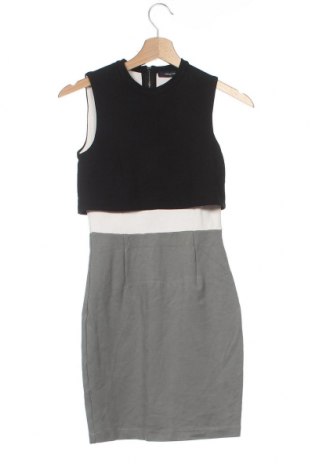 Kleid French Connection, Größe XS, Farbe Schwarz, 72% Viskose, 24% Polyester, 4% Elastan, Preis 33,40 €