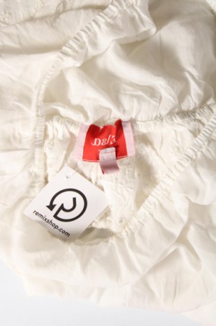 Γυναικεία μπλούζα Bik Bok, Μέγεθος M, Χρώμα Λευκό, Τιμή 4,15 €