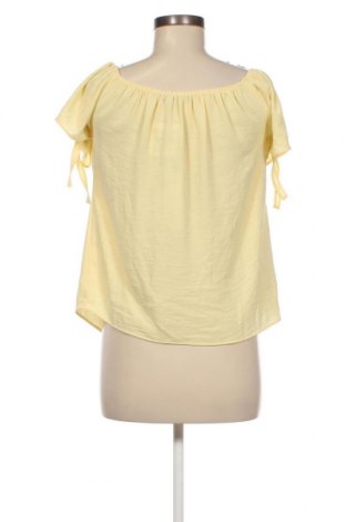 Дамска блуза Breal, Размер M, Цвят Жълт, Цена 5,76 лв.