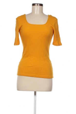 Damen Shirt Fire & Glory, Größe M, Farbe Gelb, Preis 16,70 €