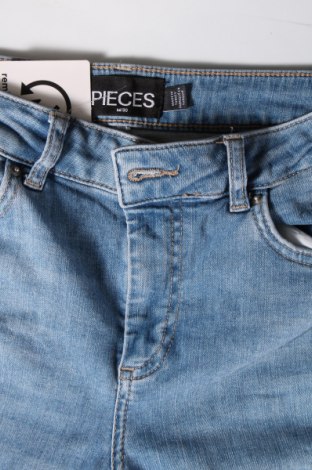 Dámské džíny  Pieces, Velikost M, Barva Modrá, Cena  217,00 Kč