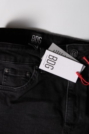 Γυναικείο κοντό παντελόνι BDG, Μέγεθος S, Χρώμα Μαύρο, Τιμή 37,11 €
