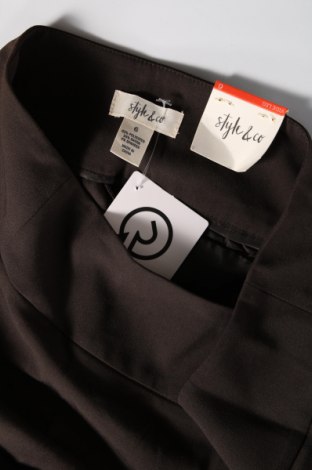 Дамски панталон Style & Co, Размер M, Цвят Зелен, Цена 25,99 лв.