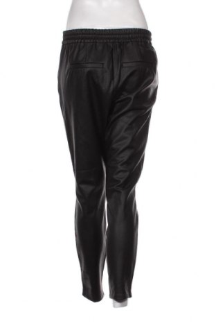 Дамски панталон Vero Moda, Размер M, Цвят Черен, Цена 25,92 лв.