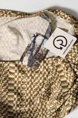Γυναικείο αμάνικο μπλουζάκι Out From Under, Μέγεθος M, Χρώμα Πολύχρωμο, Τιμή 3,35 €