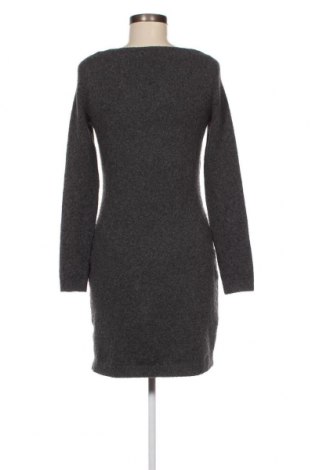 Kleid Review, Größe S, Farbe Grau, Preis € 8,41