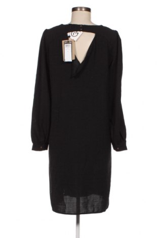 Šaty  Vero Moda, Veľkosť M, Farba Čierna, Cena  8,63 €