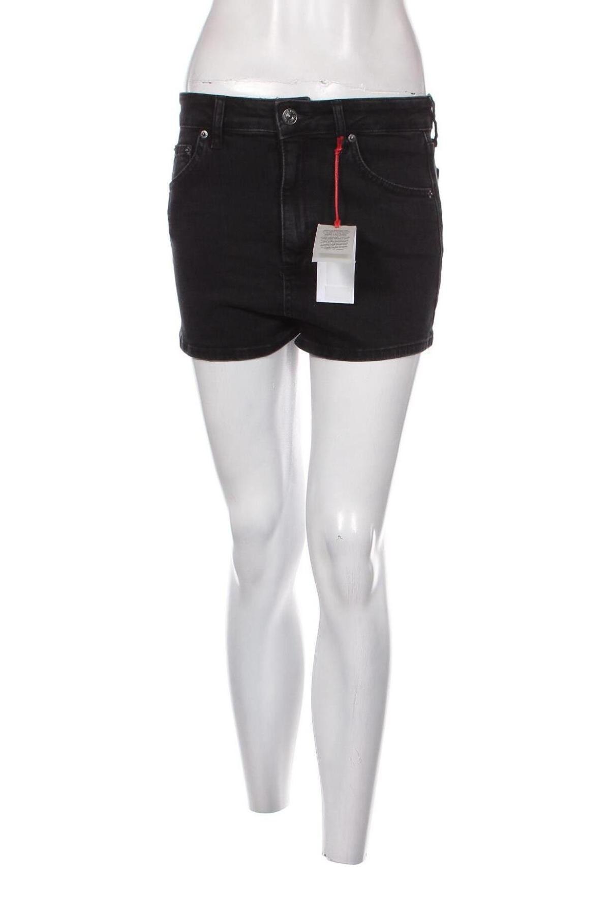 Γυναικείο κοντό παντελόνι BDG, Μέγεθος S, Χρώμα Μαύρο, Τιμή 37,11 €