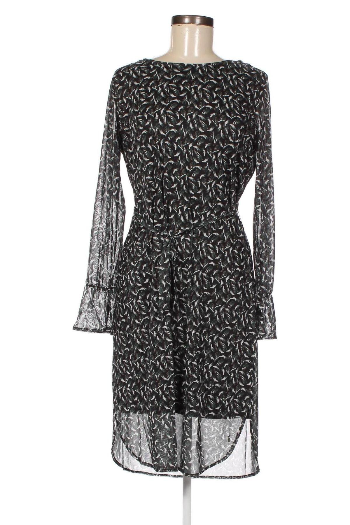 Φόρεμα Zusss, Μέγεθος M, Χρώμα Μαύρο, Τιμή 6,31 €