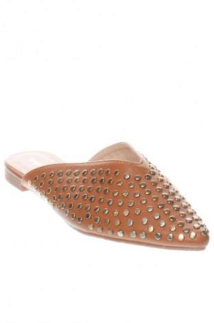 Papuci Ideal Shoes, Mărime 36, Culoare Maro, Preț 67,99 Lei