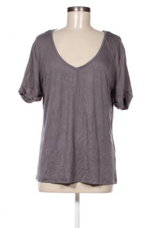 Damen Shirt, Größe M, Farbe Grau, Preis 4,49 €