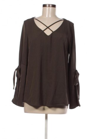 Damen Shirt Amisu, Größe M, Farbe Grün, Preis 3,99 €