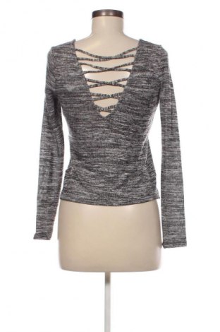 Damen Shirt H&M Divided, Größe M, Farbe Grau, Preis € 3,99