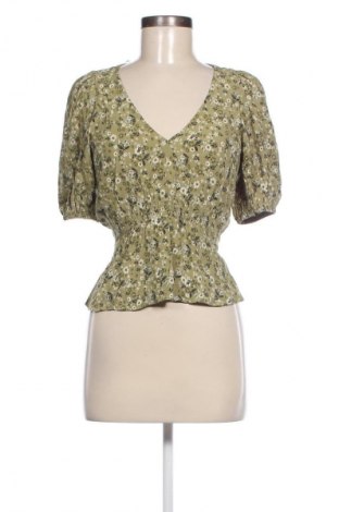 Damen Shirt Stradivarius, Größe S, Farbe Mehrfarbig, Preis € 6,79