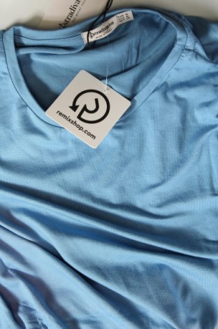 Damen Shirt Stradivarius, Größe M, Farbe Blau, Preis 5,99 €