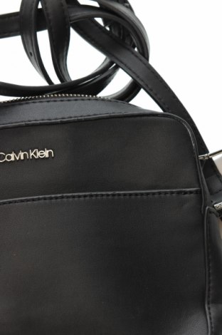 Damentasche Calvin Klein, Farbe Schwarz, Preis € 96,79