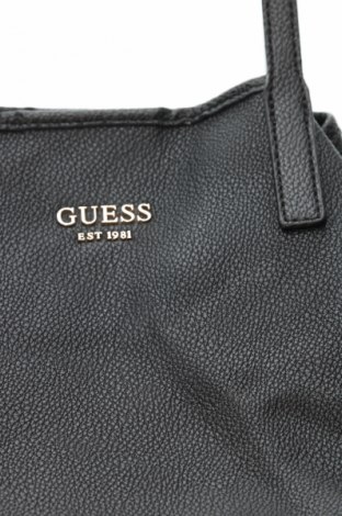 Γυναικεία τσάντα Guess, Χρώμα Μαύρο, Τιμή 102,99 €