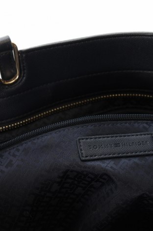 Γυναικεία τσάντα Tommy Hilfiger, Χρώμα Μπλέ, Τιμή 102,99 €