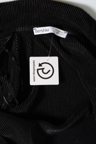 Cardigan de damă Bershka, Mărime M, Culoare Negru, Preț 19,99 Lei