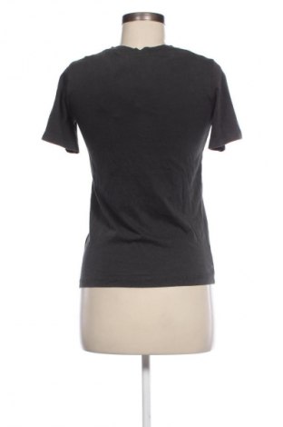 Damen T-Shirt Pull&Bear, Größe XS, Farbe Mehrfarbig, Preis 4,99 €