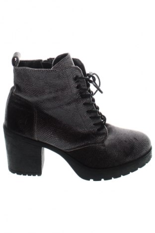 Damen Stiefeletten, Größe 40, Farbe Grau, Preis € 21,99