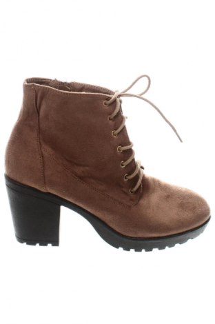 Damen Stiefeletten, Größe 39, Farbe Braun, Preis 13,79 €