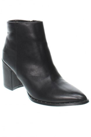 Botine de damă About You, Mărime 41, Culoare Negru, Preț 81,02 Lei