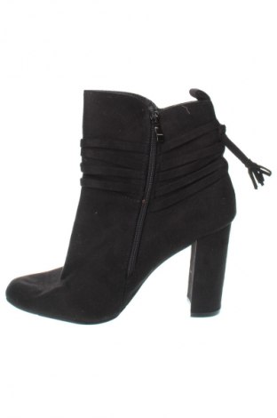 Botine de damă Body Flirt, Mărime 41, Culoare Negru, Preț 128,99 Lei