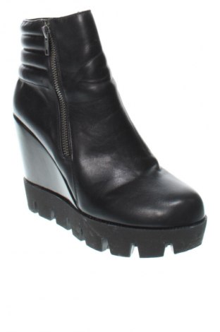 Damen Stiefeletten Buffalo, Größe 39, Farbe Schwarz, Preis 22,79 €