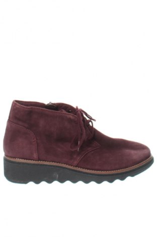 Botine de damă Clarks, Mărime 37, Culoare Mov, Preț 190,99 Lei