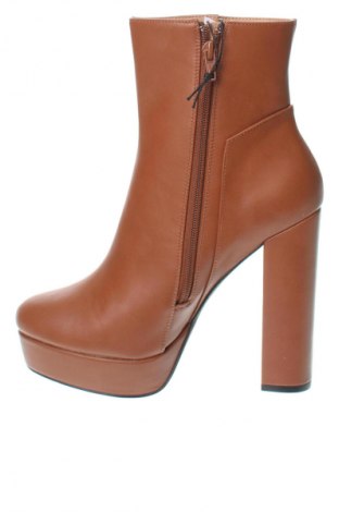 Botine de damă Even&Odd, Mărime 39, Culoare Maro, Preț 126,99 Lei