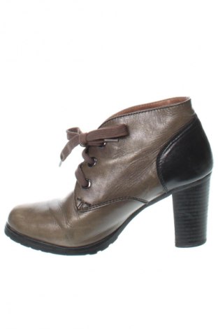 Botine de damă Geox, Mărime 38, Culoare Verde, Preț 220,99 Lei