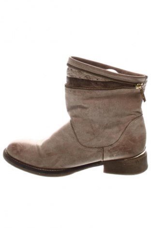 Botine de damă Guess, Mărime 41, Culoare Maro, Preț 214,99 Lei