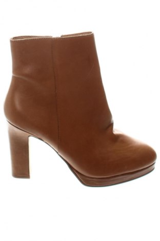 Botine de damă Pier One, Mărime 40, Culoare Maro, Preț 76,99 Lei